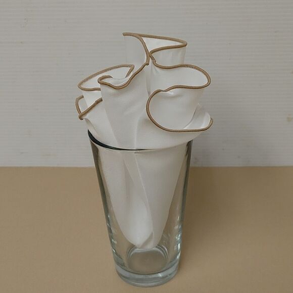 COPY - COPY - MEN'S ROUND HANKY POCKET SQUARE. - Picture 1 of 3